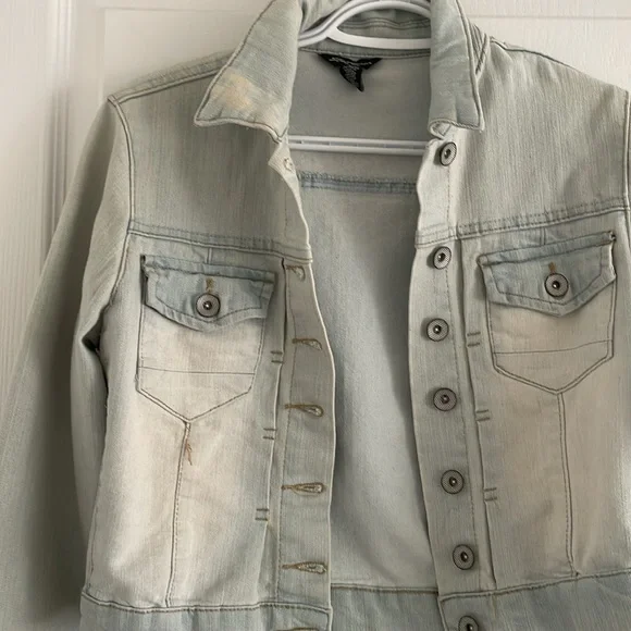 Jean Jacket - Picture 2 of 3